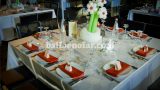 שולחן חתונות - זר פרחים
